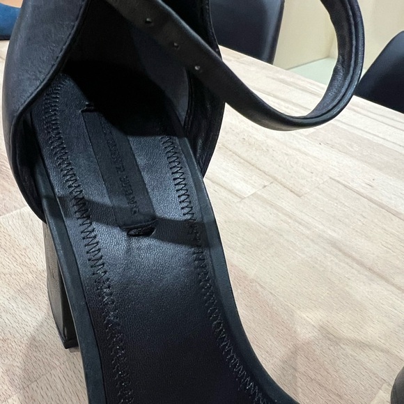 Alexander Wang Abby Dome-Studded Tilt-Heel City Sandal Leather size 38/ US 7.5 - Picture 4 of 11